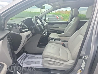 2023 Honda Odyssey Touring 118.1" WB - miniatura 7