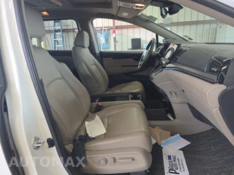 2023 Honda Odyssey Touring 118.1" WB - miniatura 8