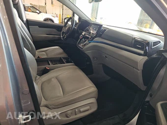 2023 Honda Odyssey Touring 118.1" WB - miniatura 8