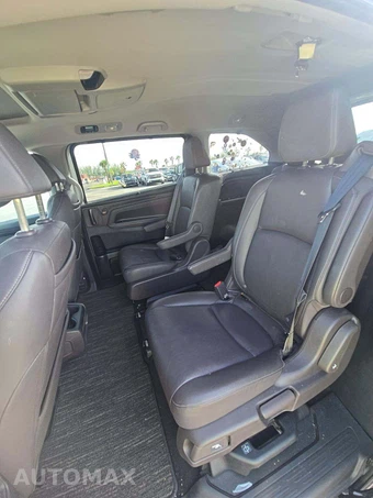 2023 Honda Odyssey Touring 118.1" WB - miniatura 13