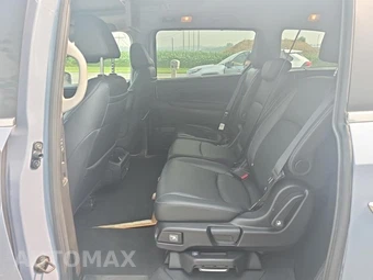 2023 Honda Odyssey Touring 118.1" WB - miniatura 10