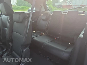 2023 Honda Odyssey Touring 118.1" WB - miniatura 11
