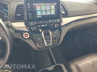 2023 Honda Odyssey Touring 118.1" WB - miniatura 11