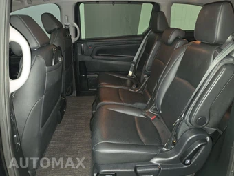 2023 Honda Odyssey Touring 118.1" WB - miniatura 13