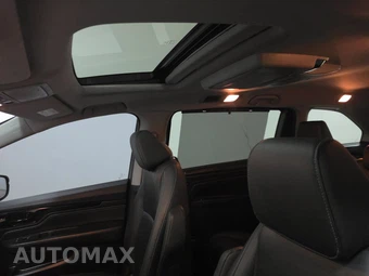 2023 Honda Odyssey Touring 118.1" WB - miniatura 20