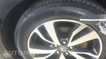2023 Honda Odyssey Touring 118.1" WB - miniatura 31