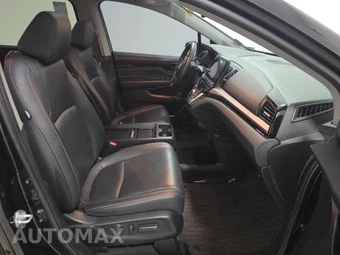 2023 Honda Odyssey Touring 118.1" WB - miniatura 8