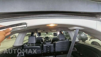 2023 Honda Odyssey Touring 118.1" WB - miniatura 26