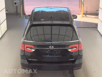 2023 Honda Odyssey Touring 118.1" WB - miniatura 5