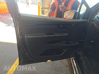2023 Honda Odyssey Touring 118.1" WB - miniatura 9