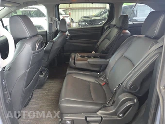 2023 Honda Odyssey Touring 118.1" WB - miniatura 13