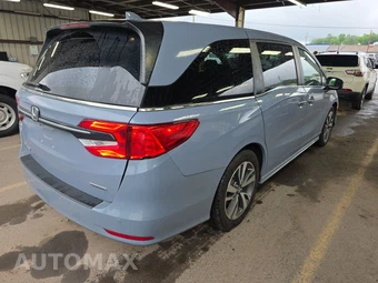 2023 Honda Odyssey Touring 118.1" WB - miniatura 4