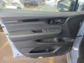 2023 Honda Odyssey Touring 118.1" WB - miniatura 9