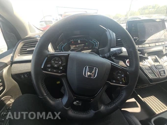 2023 Honda Odyssey Touring 118.1" WB - miniatura 10