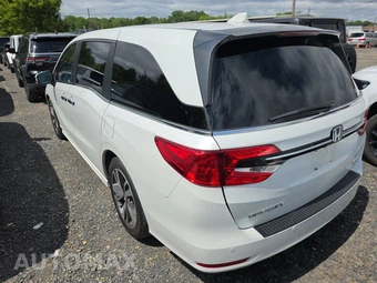 2023 Honda Odyssey Touring 118.1" WB - miniatura 6