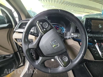 2023 Honda Odyssey Touring 118.1" WB - miniatura 10