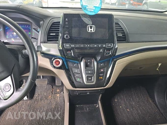 2023 Honda Odyssey Touring 118.1" WB - miniatura 11