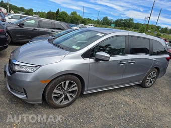 2023 Honda Odyssey Touring 118.1" WB