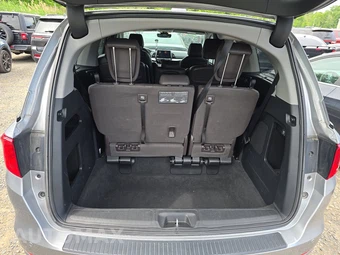 2023 Honda Odyssey Touring 118.1" WB - miniatura 17