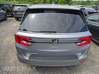 2023 Honda Odyssey Touring 118.1" WB - miniatura 5