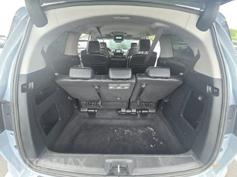 2023 Honda Odyssey Touring 118.1" WB - miniatura 17
