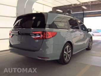 2023 Honda Odyssey Touring 118.1" WB - miniatura 4
