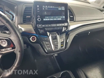 2023 Honda Odyssey Touring 118.1" WB - miniatura 11