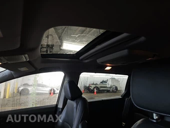 2023 Honda Odyssey Touring 118.1" WB - miniatura 18
