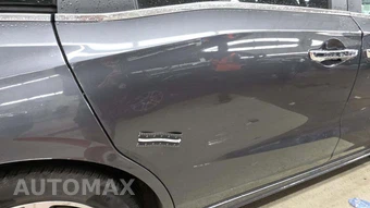 2023 Honda Odyssey Touring 118.1" WB - miniatura 23
