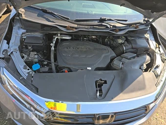 2023 Honda Odyssey Touring 118.1" WB - miniatura 16