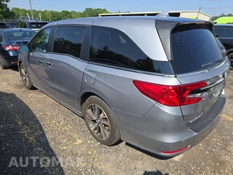 2023 Honda Odyssey Touring 118.1" WB - miniatura 6