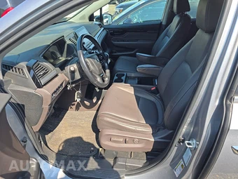 2023 Honda Odyssey Touring 118.1" WB - miniatura 7