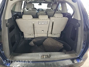 2023 Honda Odyssey Touring 118.1" WB - miniatura 17