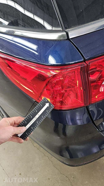 2023 Honda Odyssey Touring 118.1" WB - miniatura 48