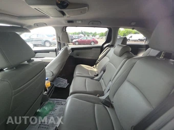 2023 Honda Odyssey Touring 118.1" WB - miniatura 13