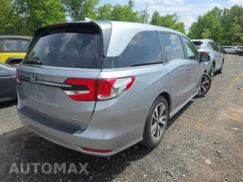2023 Honda Odyssey Touring 118.1" WB - miniatura 4