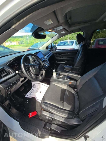 2023 Honda Odyssey Touring 118.1" WB - miniatura 6