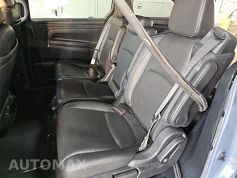 2023 Honda Odyssey Touring 118.1" WB - miniatura 13