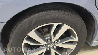 2023 Honda Odyssey Touring 118.1" WB - miniatura 22