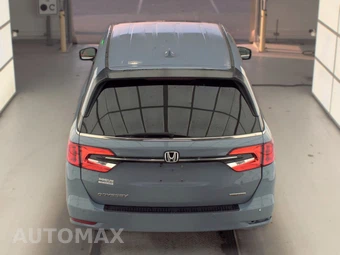 2023 Honda Odyssey Touring 118.1" WB - miniatura 5
