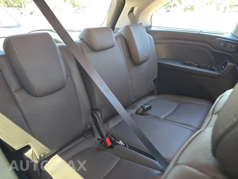 2023 Honda Odyssey Touring 118.1" WB - miniatura 14