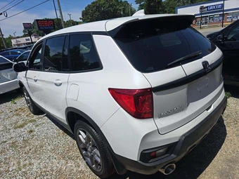 2023 Honda Passport EX-L - miniatura 2