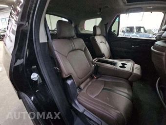 2023 Honda Pilot Elite - miniatura 17