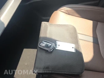 2023 Honda Pilot Elite - miniatura 23