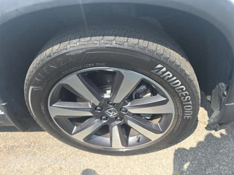 2023 Honda Pilot Elite - miniatura 9