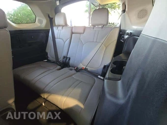 2023 Honda Pilot Elite - miniatura 14