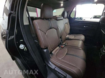 2023 Honda Pilot Elite - miniatura 17