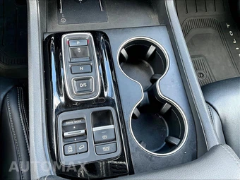 2023 Honda Pilot Touring - miniatura 38