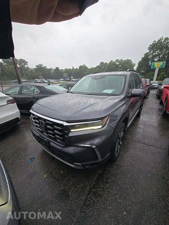 2023 Honda Pilot Touring