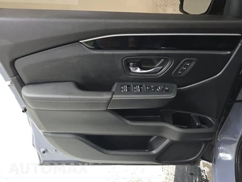 2023 Honda Pilot Touring - miniatura 9